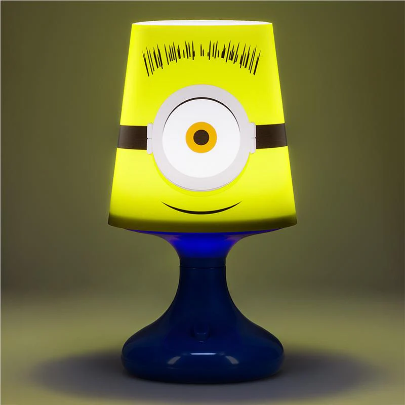Minion lámpa. Sárga lámpaernyő egy szemmel. Kék alap.