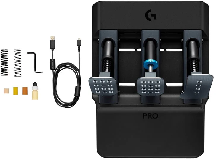 Egy fekete játékpedálkészlet három pedállal, rugókkal és egy USB-kábellel, fehér háttér előtt.