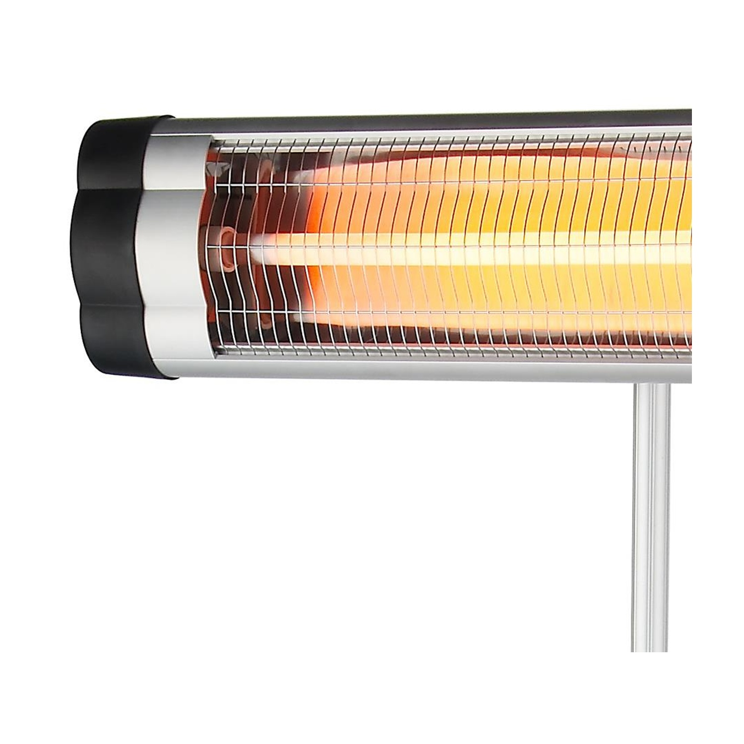 Un primo piano di un riscaldatore elettrico. Ha un corpo in metallo argentato e un elemento riscaldante arancione incandescente.