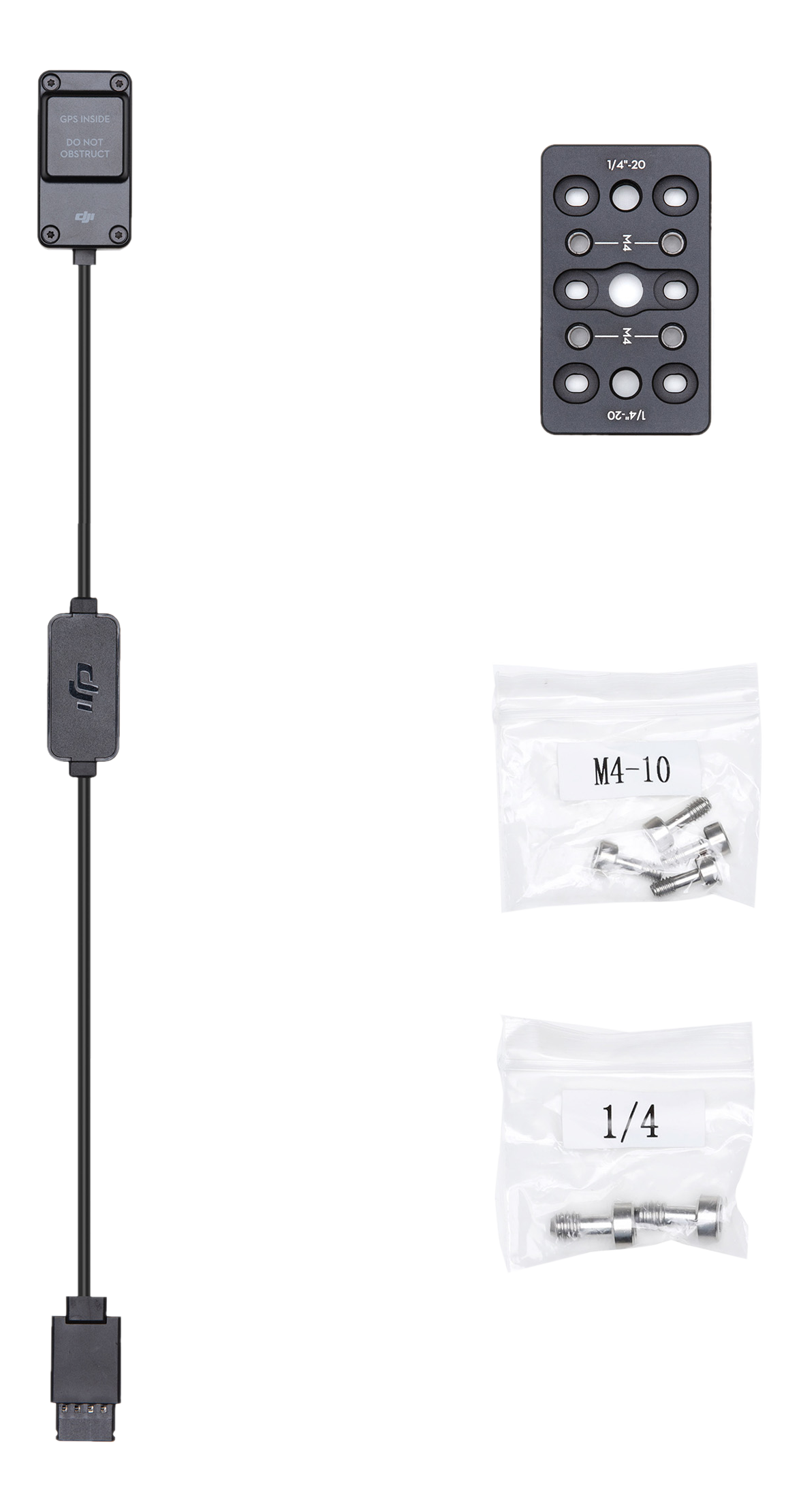 Accessoires pour un drone. Comprend un câble, une plaque métallique et deux petits sacs avec vis.