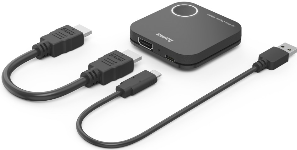Ein schwarzer Wireless-Display-Adapter mit HDMI-, USB-C- und USB-Kabeln auf weißem Untergrund. Die Marke ist 'hama'.