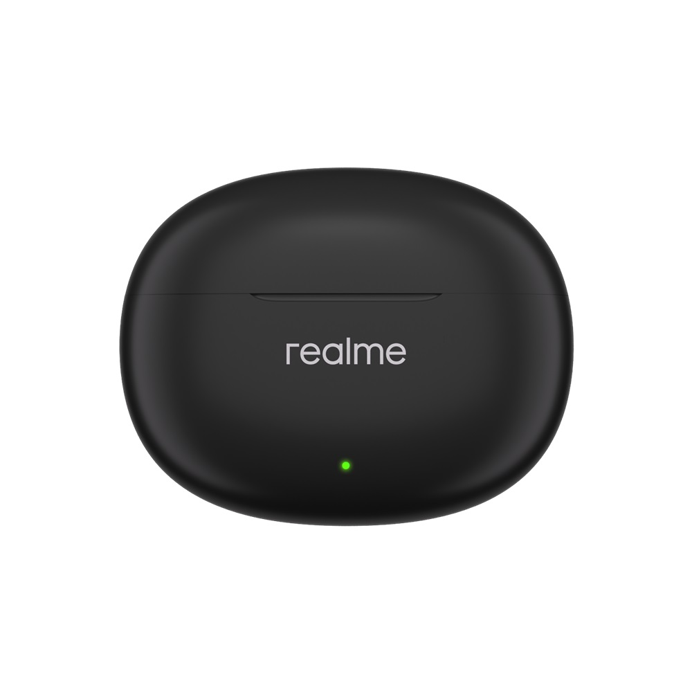 Yeşil ışık göstergesi görünen siyah realme kulaklık şarj kutusu.