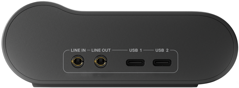 Rückansicht eines grauen Geräts mit mehreren Anschlüssen, einschließlich USB und Line-In/Out.