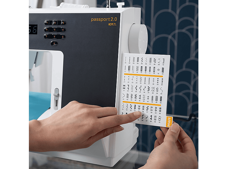 Pfaff Passport 2.0 Nähmaschine (70 Watt, 70-Stiche, Weiß) — Foto 3 von 5