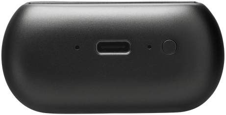 Egy fekete eszköz közeli képe USB-C porttal, két kis lyukkal és egy gombbal.