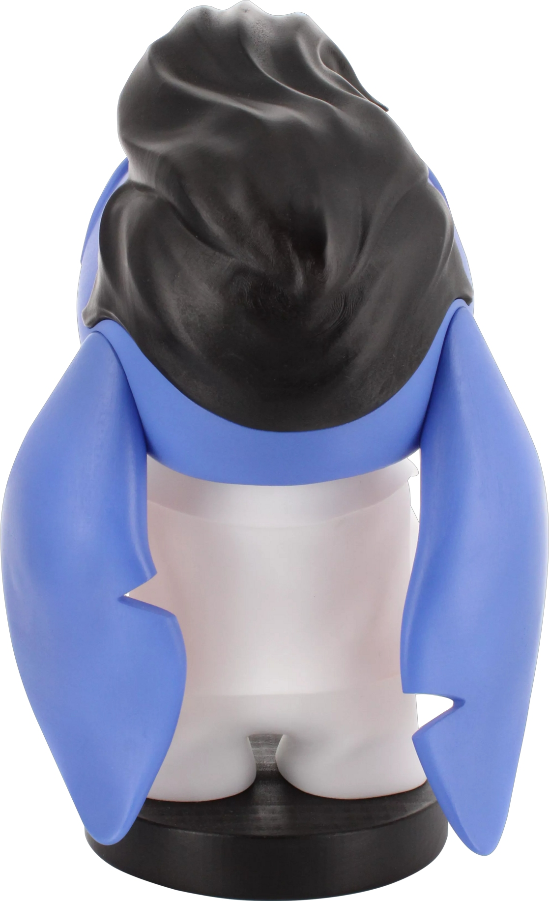 Figurina giocattolo blu e bianca, vista posteriore, con capelli neri.
