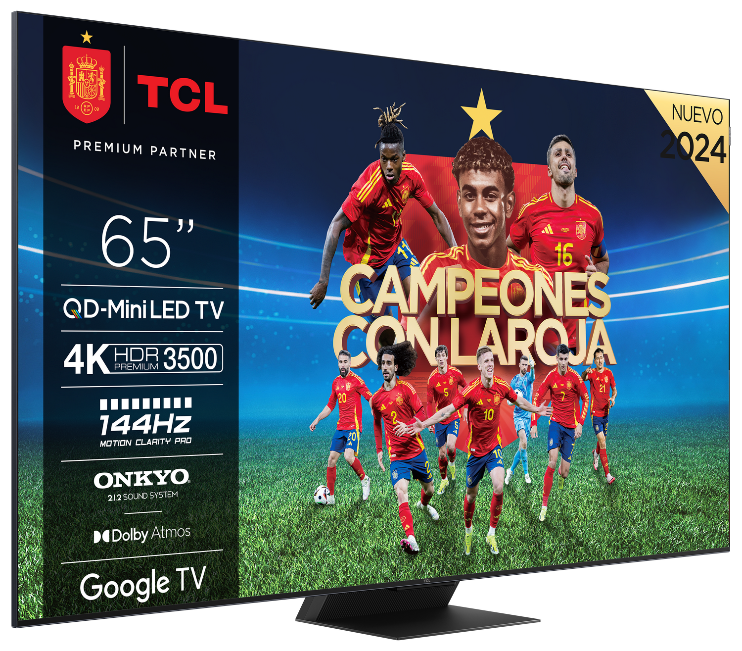 Una gran pantalla de TV que muestra un partido de fútbol. El televisor tiene un marco y soporte negros.