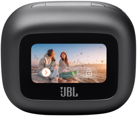 JBL kamera, két nőt mutató képernyővel. A kamera sötétszürke.