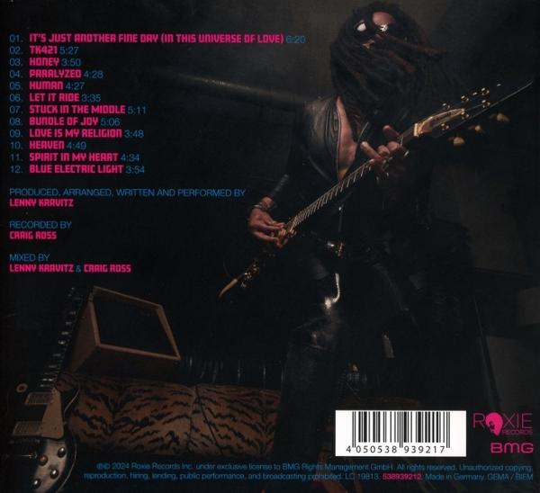 Lenny Kravitz spielt Gitarre, Albumcover mit Titelliste.