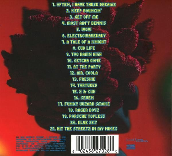 Rückseite einer CD mit floralem Design, Songtitelliste und Barcode.