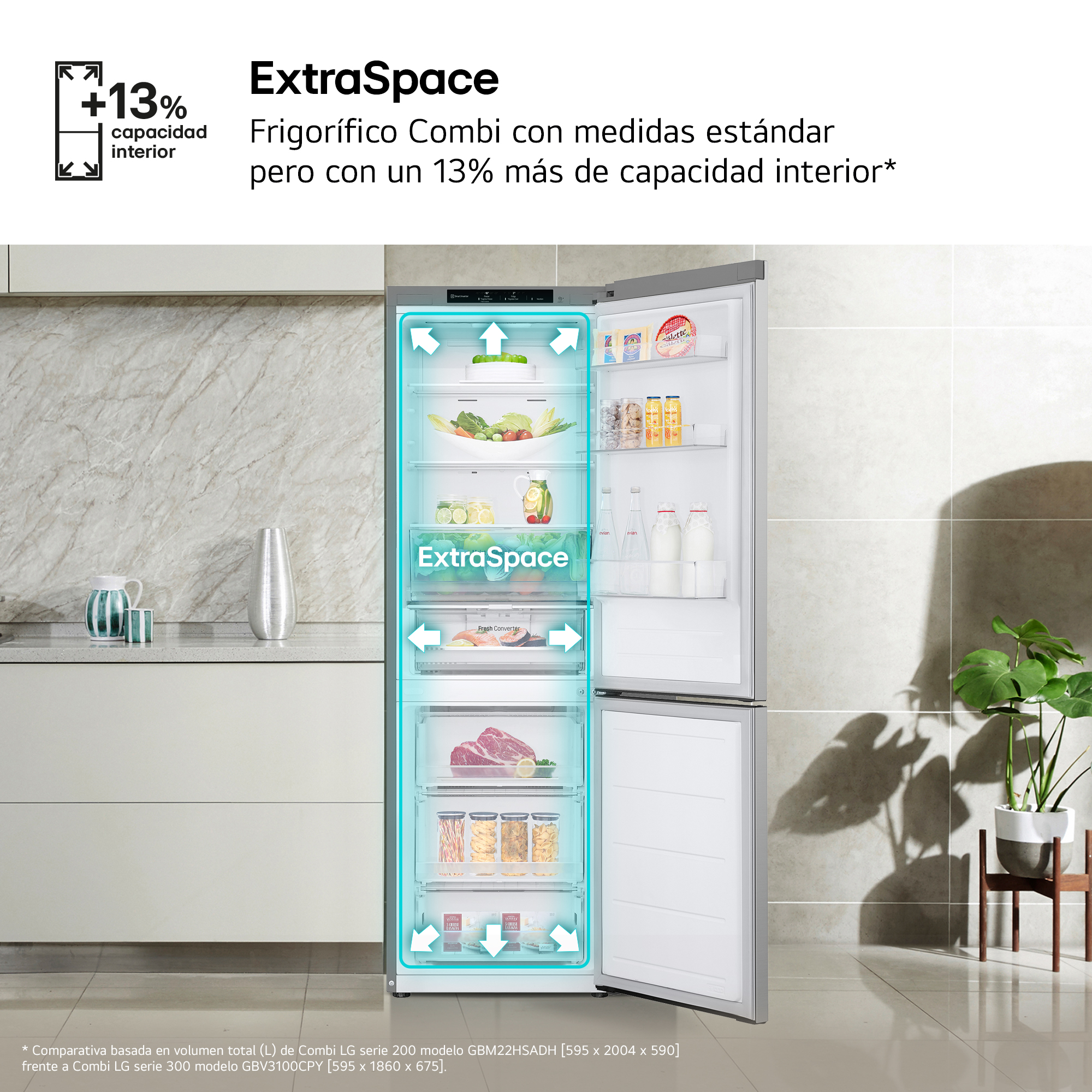 Un refrigerador con las puertas abiertas, que muestra ExtraSpace y alimentos.