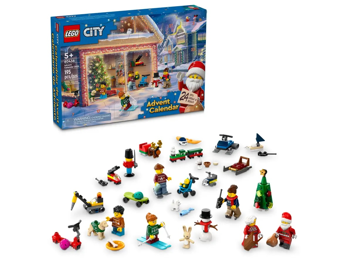 Pudełko kalendarza adwentowego Lego City z figurkami Lego o tematyce świątecznej i choinką.