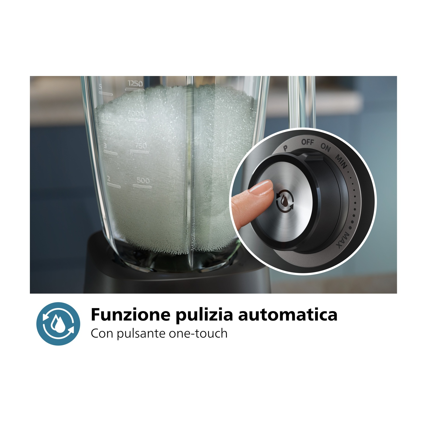 Un frullatore con liquido bianco all'interno. Un dito gira una manopola sul frullatore.
