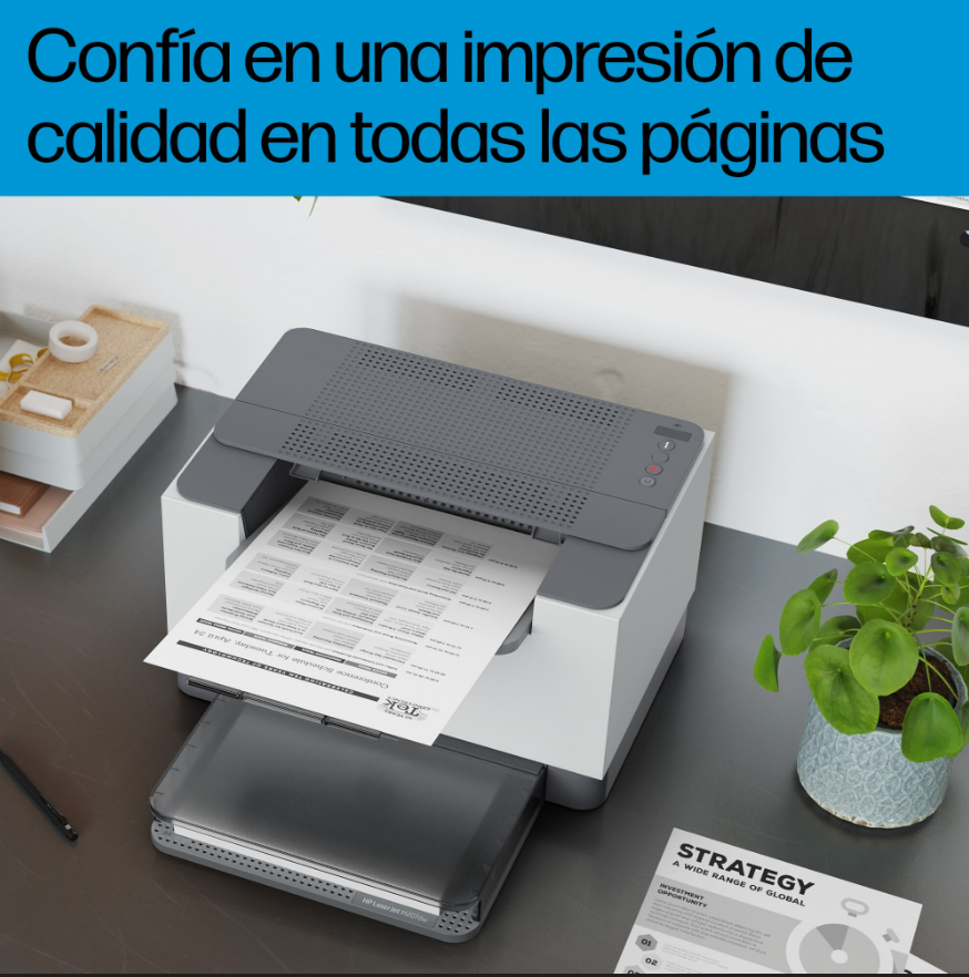 Impresora imprimiendo un documento. El texto dice: Confía en una impresión de calidad en todas las páginas.
