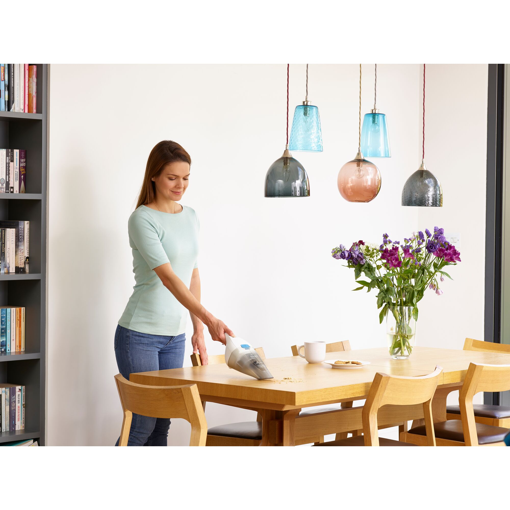 BLACK & DECKER NVC115JL 3.6 V Şarjlı El Süpürgesi Beyaz