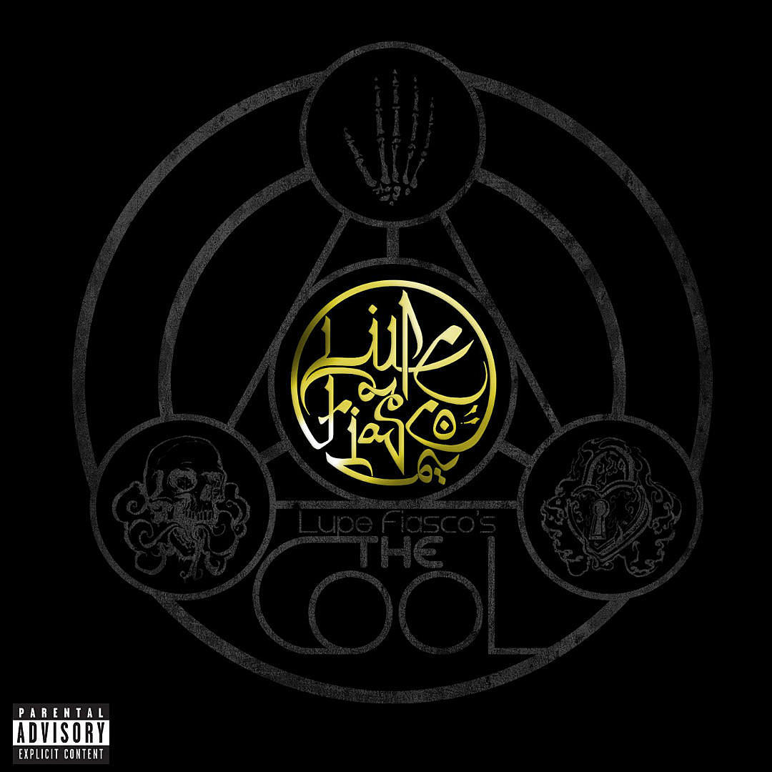 Album borító: 'Lupe Fiasco's The Cool' arany betűkkel. Koponya és zár illusztrációk.