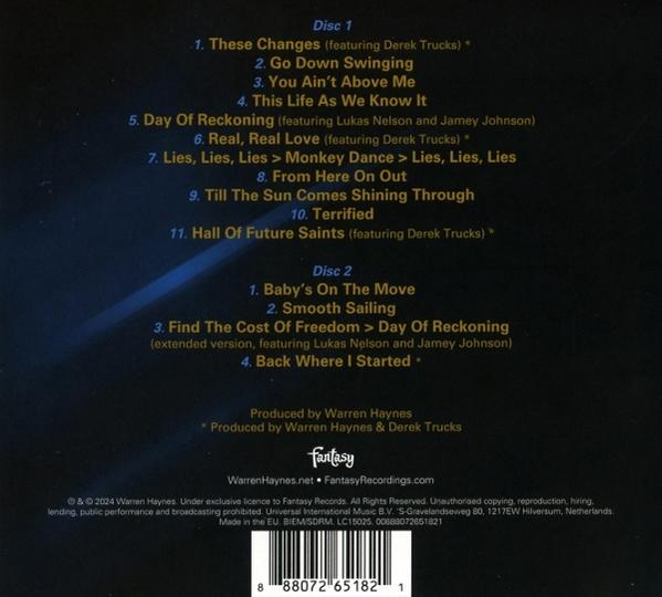 CD-Cover mit Songtiteln, Künstler- und Albuminformationen.
