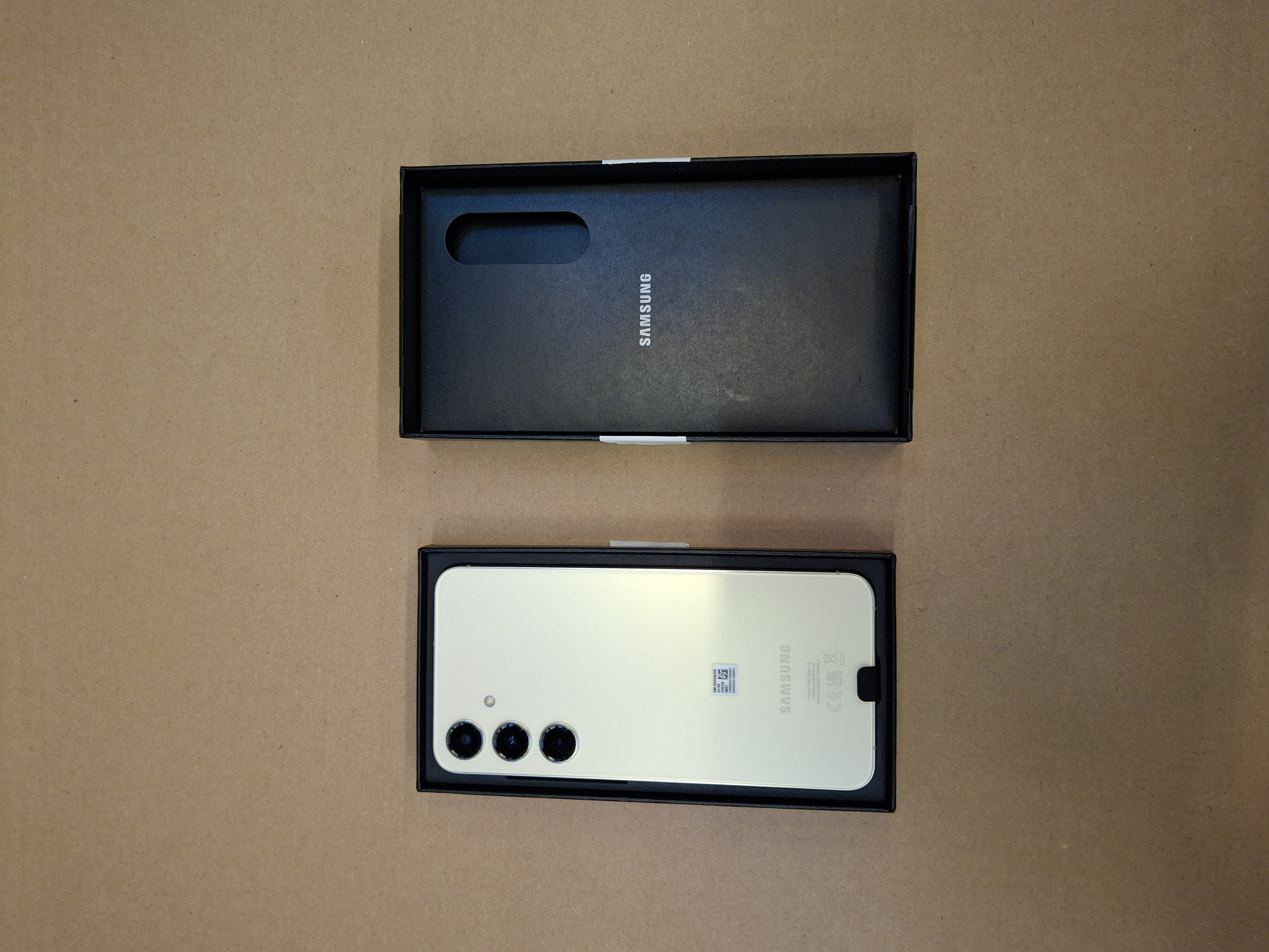 OUTLET - Smartfon SAMSUNG Galaxy S24+ 5G 12/256GB Żółty (Amber Yellow) SM-S926BZYDEUE