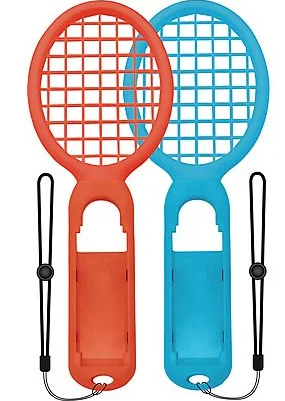Dwie zabawki rakiety do tenisa, jedna pomarańczowa, druga niebieska, z czarnymi paskami na nadgarstki, do Nintendo Switch.