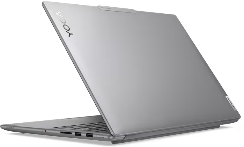 Ezüst Lenovo Yoga laptop, nyitott, a Yoga logóval a fedélen.