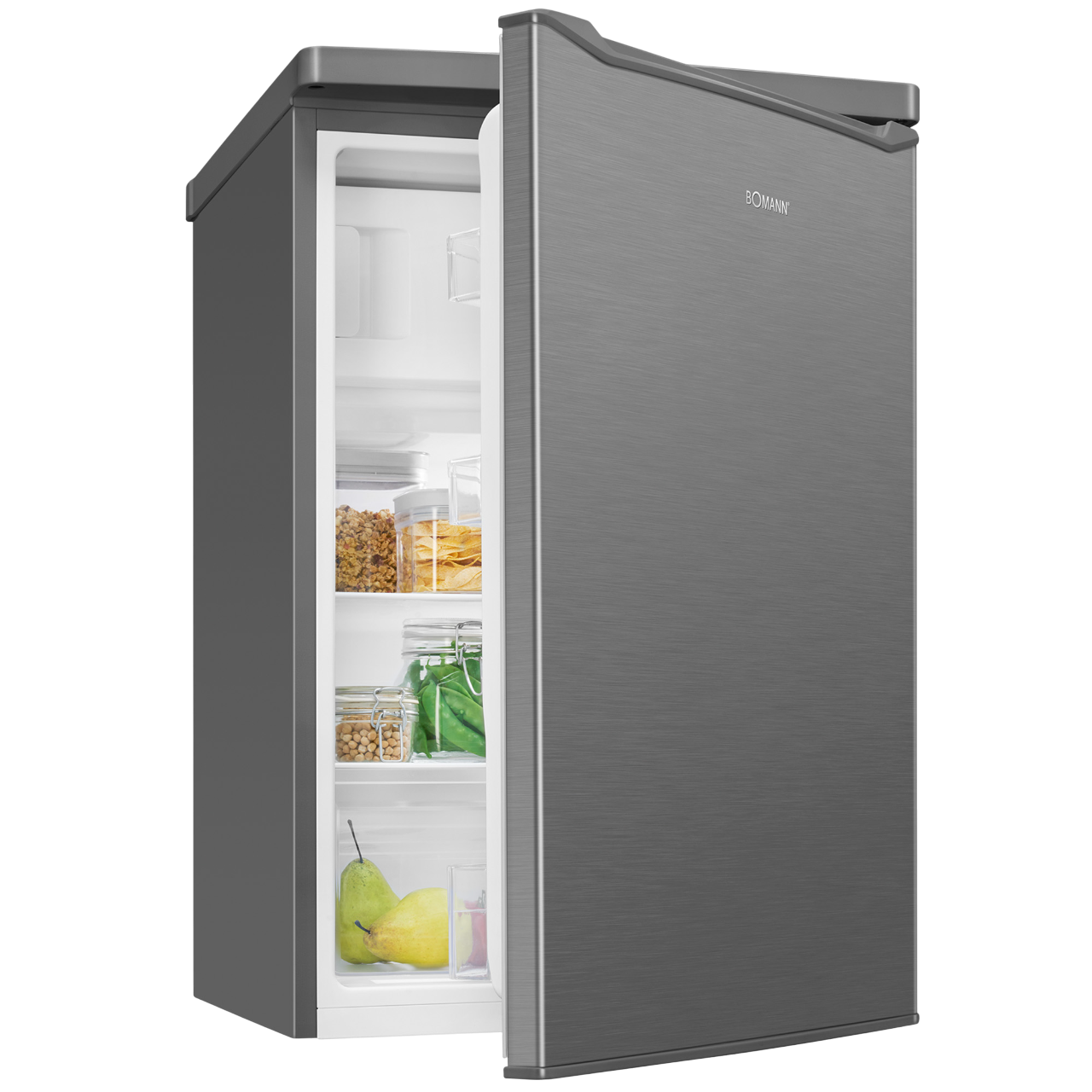 Ein kleiner offener Kühlschrank mit Essen darin. Graue Farbe. Schwarzer Hintergrund.