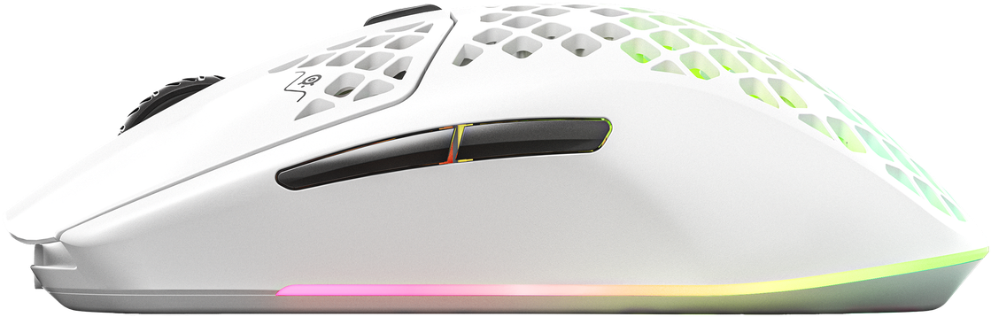 Fehér gamer egér RGB-világítással, oldalnézet.