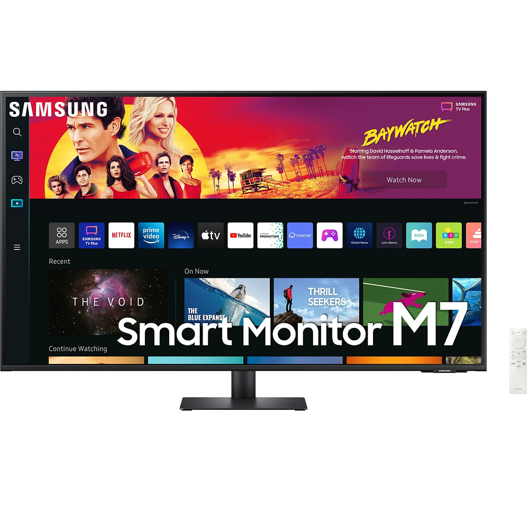 Baywatch filmini gösteren Samsung Smart Monitor M7. Uygulamaları ve bir uzaktan kumandayı gösterir. Ekran birden fazla uygulama görüntüler.