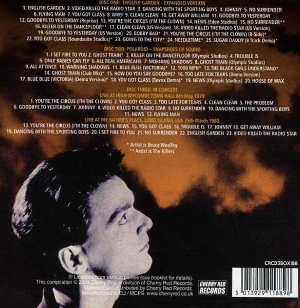 Albumcover mit Text. Schwarz-Weiß-Foto eines Mannes. Text über Songs und Credits auf Englisch.