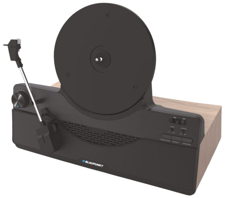 Czarny gramofon Blaupunkt. Posiada płytę, ramię i elementy sterujące na drewnianej podstawie.