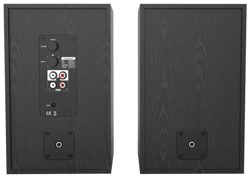 Dwa czarne głośniki o drewnianej fakturze, pokazujące tył z kontrolkami i połączeniami.