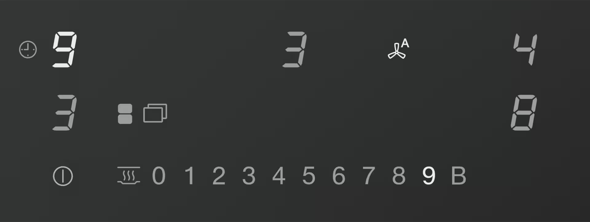 Schwarze Digitalanzeige mit Zahlen und Symbolen. Zahlen sind 9, 3, 4 und 8.