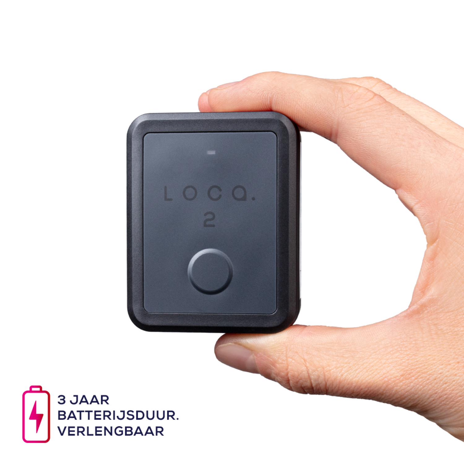 Een klein, zwart vierkant apparaat in een hand. Tekst: LOQ. 2, en batterij-info.