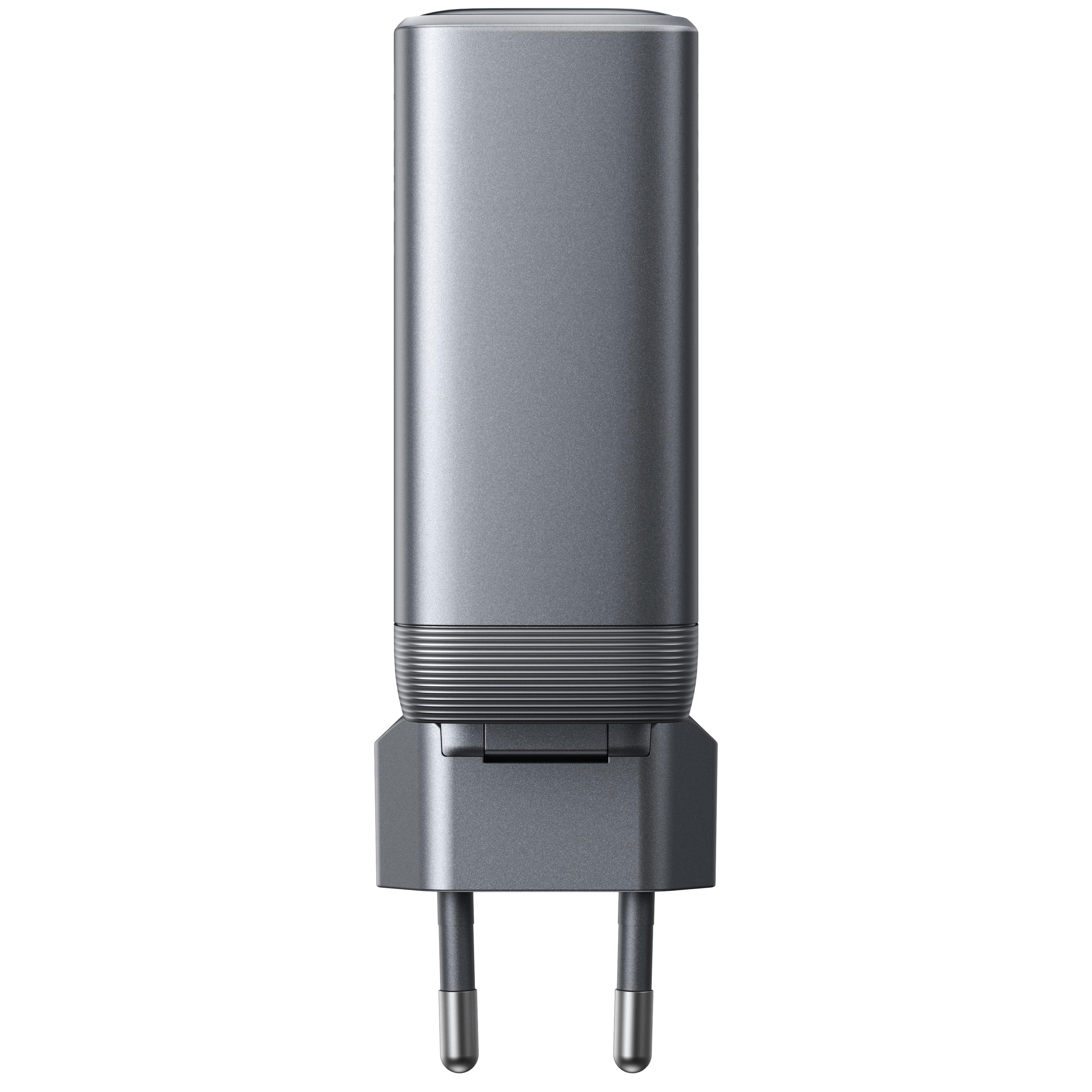 Ein grauer Netzadapter mit zwei Stiften. Es hat eine kompakte rechteckige Form.