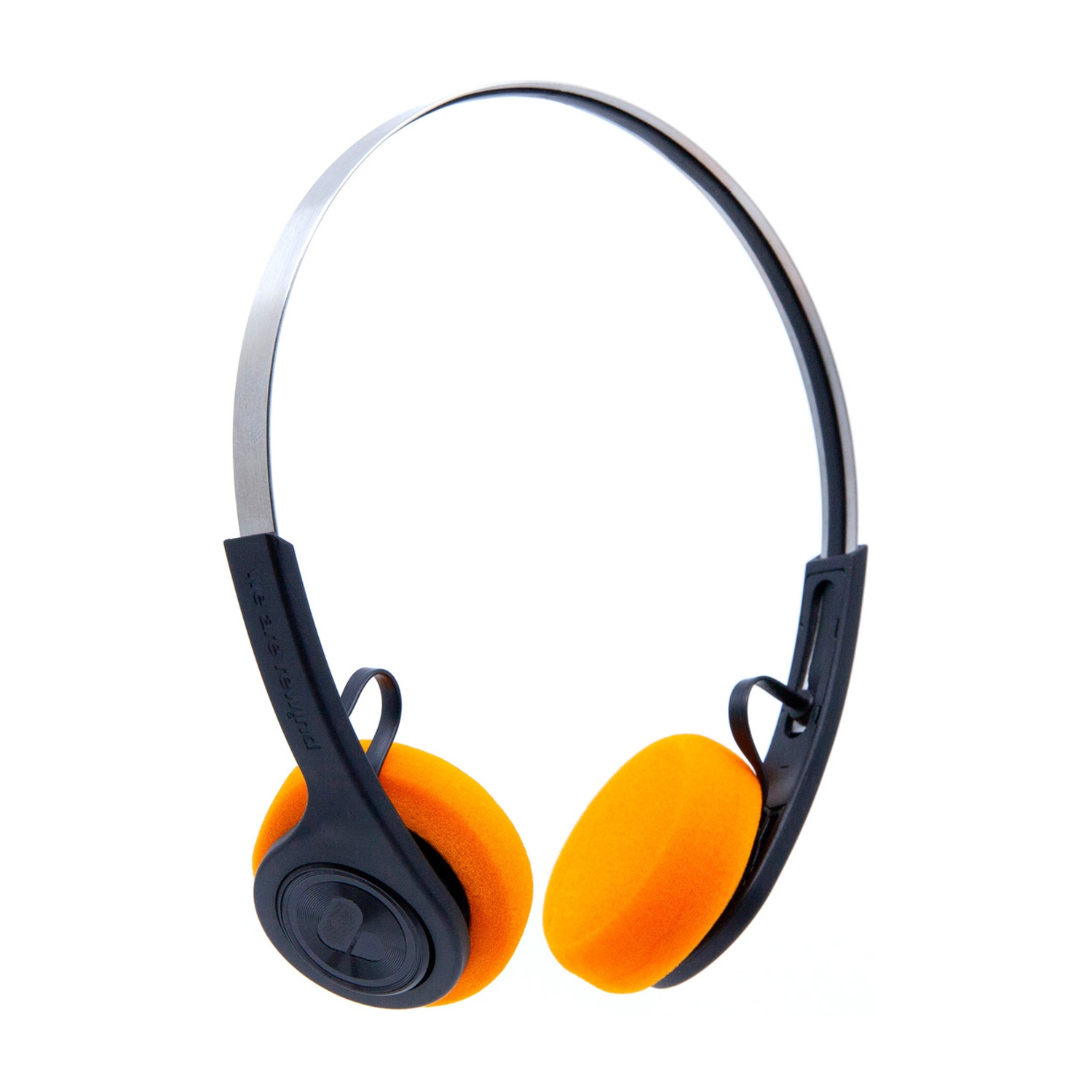 Cuffie con cuscinetti auricolari arancioni e archetto argentato. I cuscinetti sono circolari.