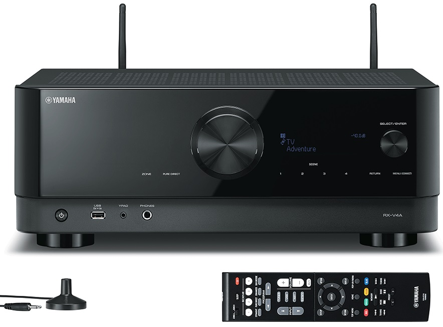 Czarny odbiornik Yamaha z antenami, pilotem i małą czarną anteną. Przyciski z przodu.