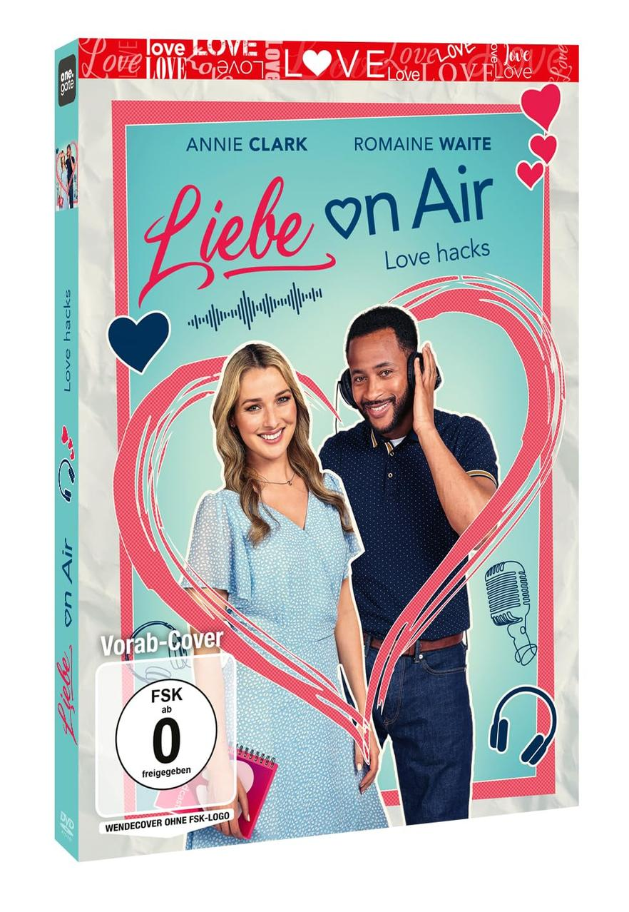 Ein Paar auf einem DVD-Cover, mit "Liebe on Air" und "Love hacks" im Titel.