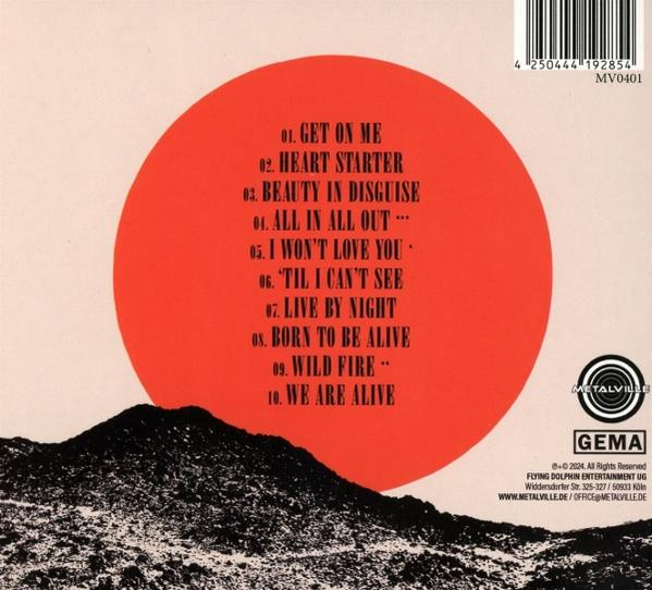 CD-Cover mit roter Sonnenform und Songtitelliste. Schwarze Bergsilhouette.