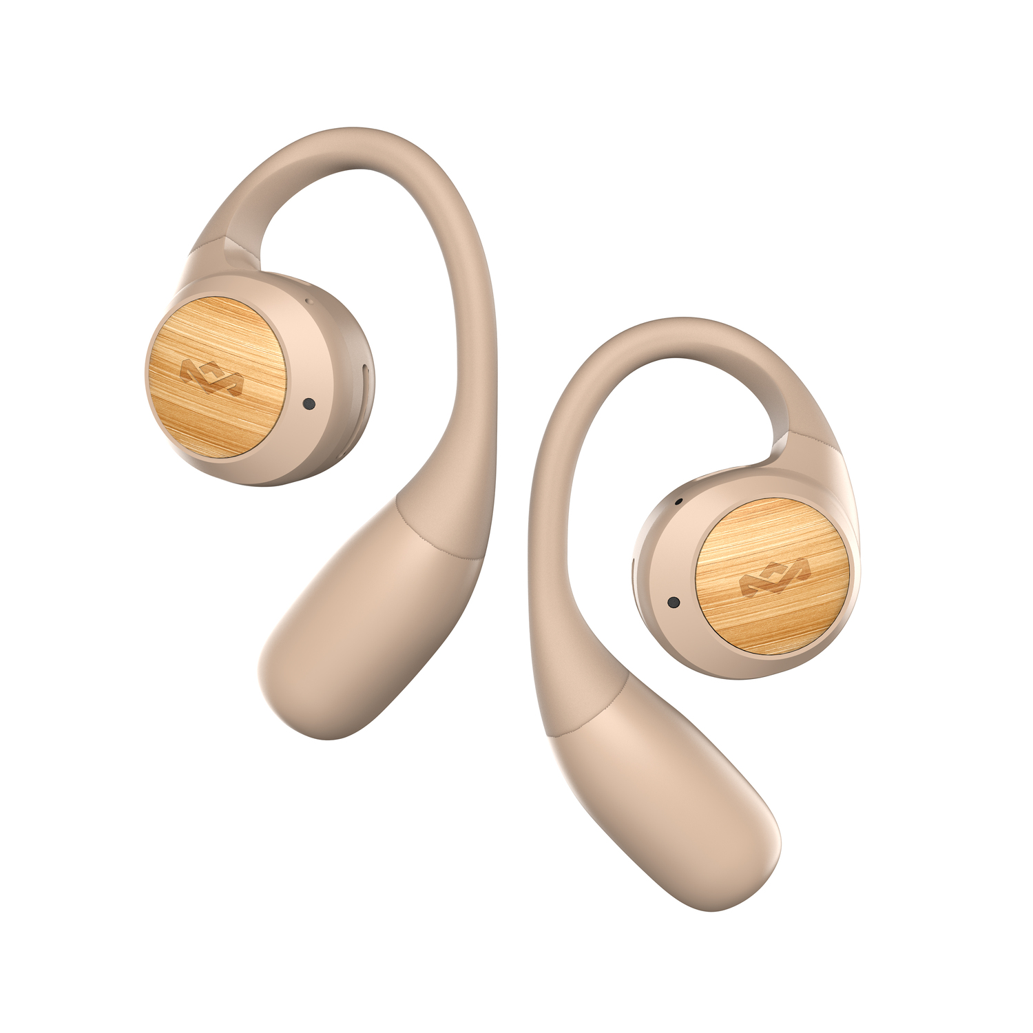 Écouteurs à conduction osseuse beiges avec crochets d'oreille incurvés, pièces d'oreille aspect bois, fond blanc.