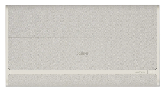 Prostokątny, jasny projektor XGIMI. Z przodu napis XGIMI.