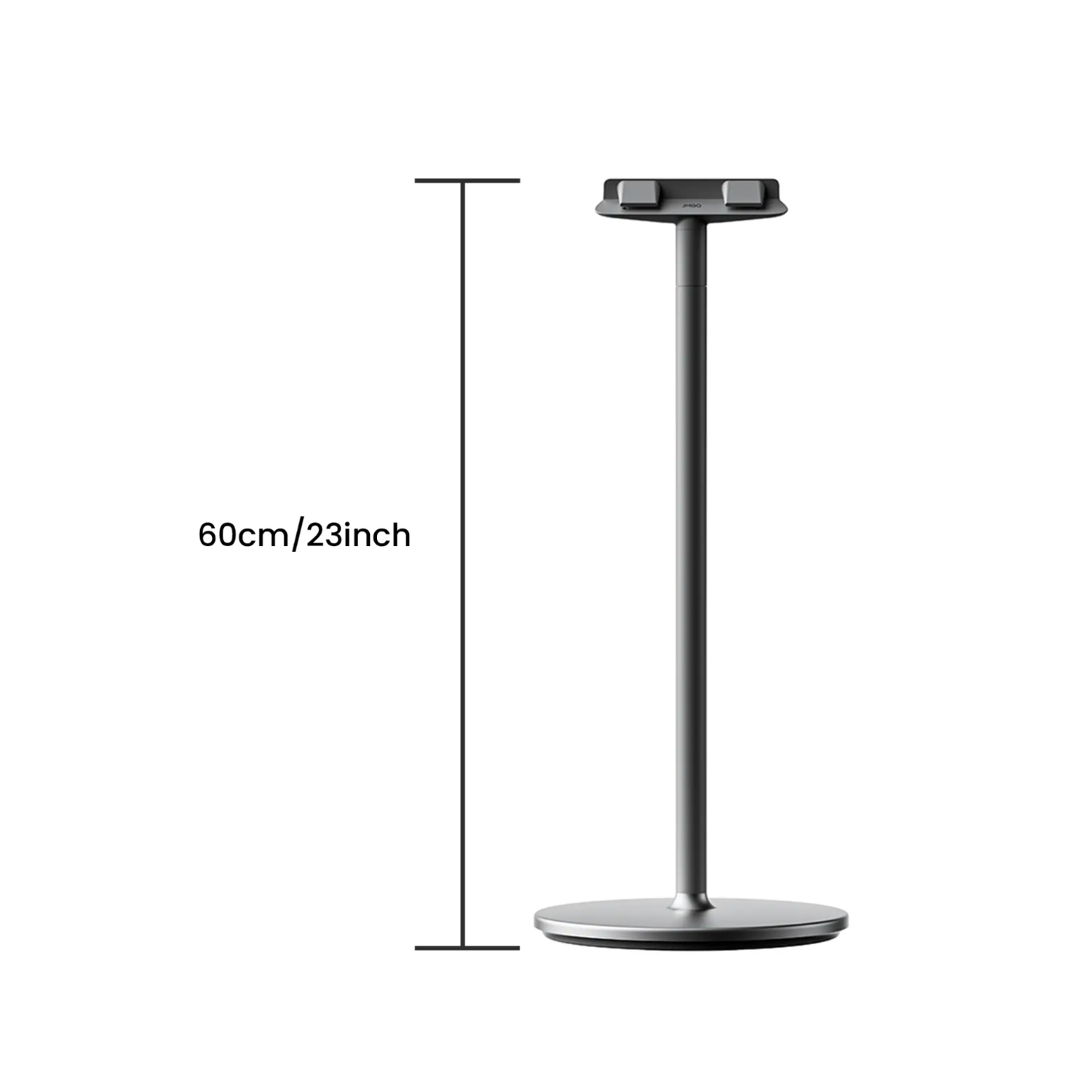 Een zilveren hoofdtelefoonstandaard met voet, steel en bovenkant, op een witte achtergrond.