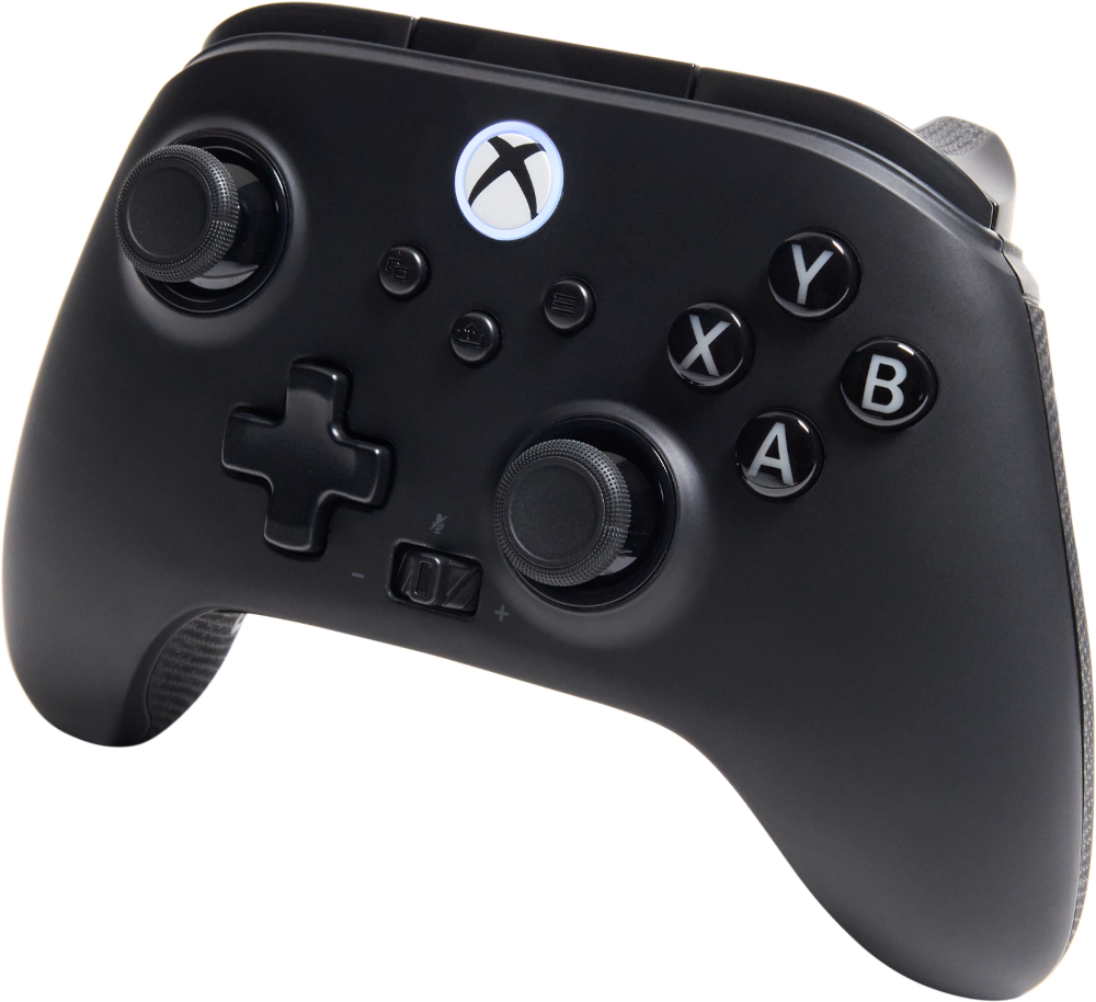 Fekete Xbox-kontroller gombokkal, joystickekkel és Xbox logóval. A gombok: A, B, X, Y. Joystickek balra és jobbra felül.