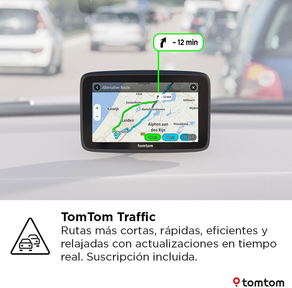 Dispositivo GPS mostrando un mapa con ruta alternativa y ahorro de tiempo, sobre fondo blanco.