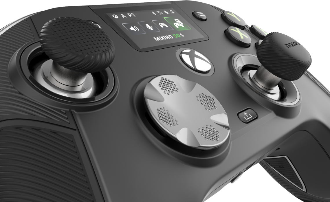 Schwarzer Razer Wolverine V2 Pro Controller, Nahaufnahme von Knöpfen, Joysticks.