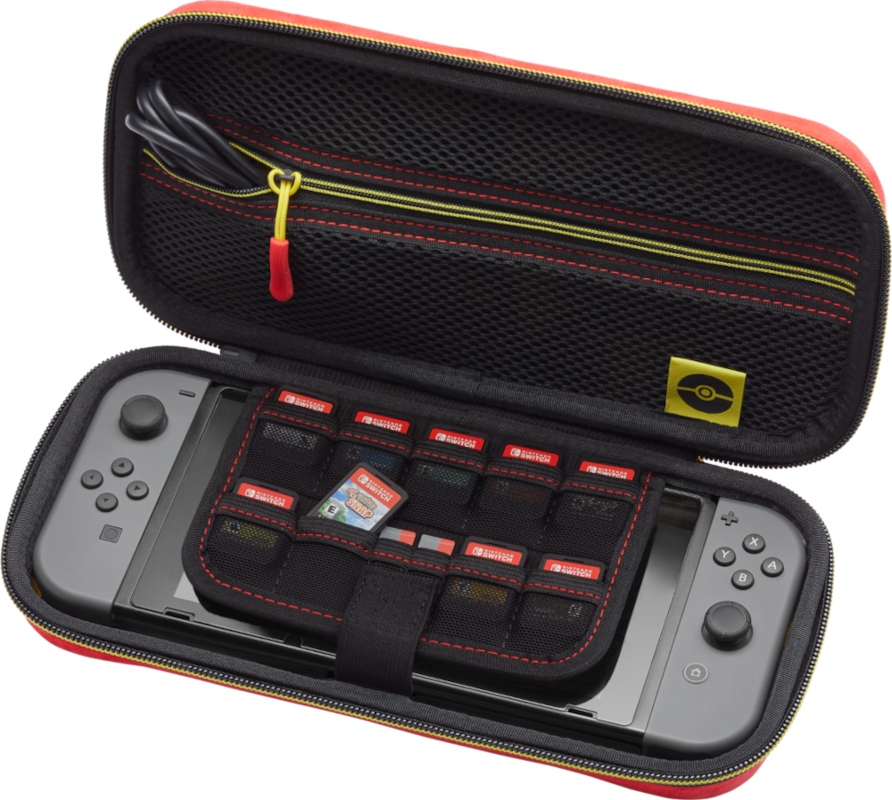 Piros-fekete Nintendo Switch tok nyitva, a konzolt és a játékkazett ákat mutatja.