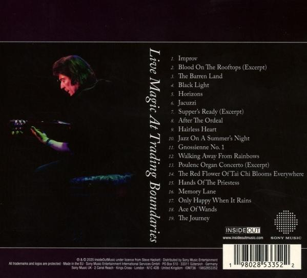CD-hoes met tracklist, een man die gitaar speelt en tekst. De cd is van het label 'Inside Out'.