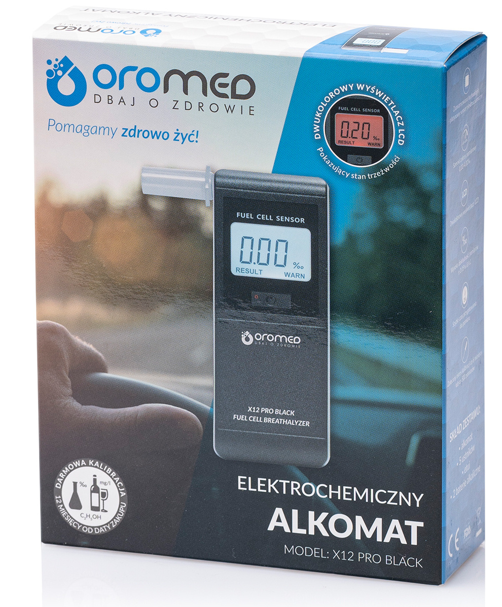 Pudełko alkomatu Oromedo. Pokazuje urządzenie i wyświetlacz wyników.