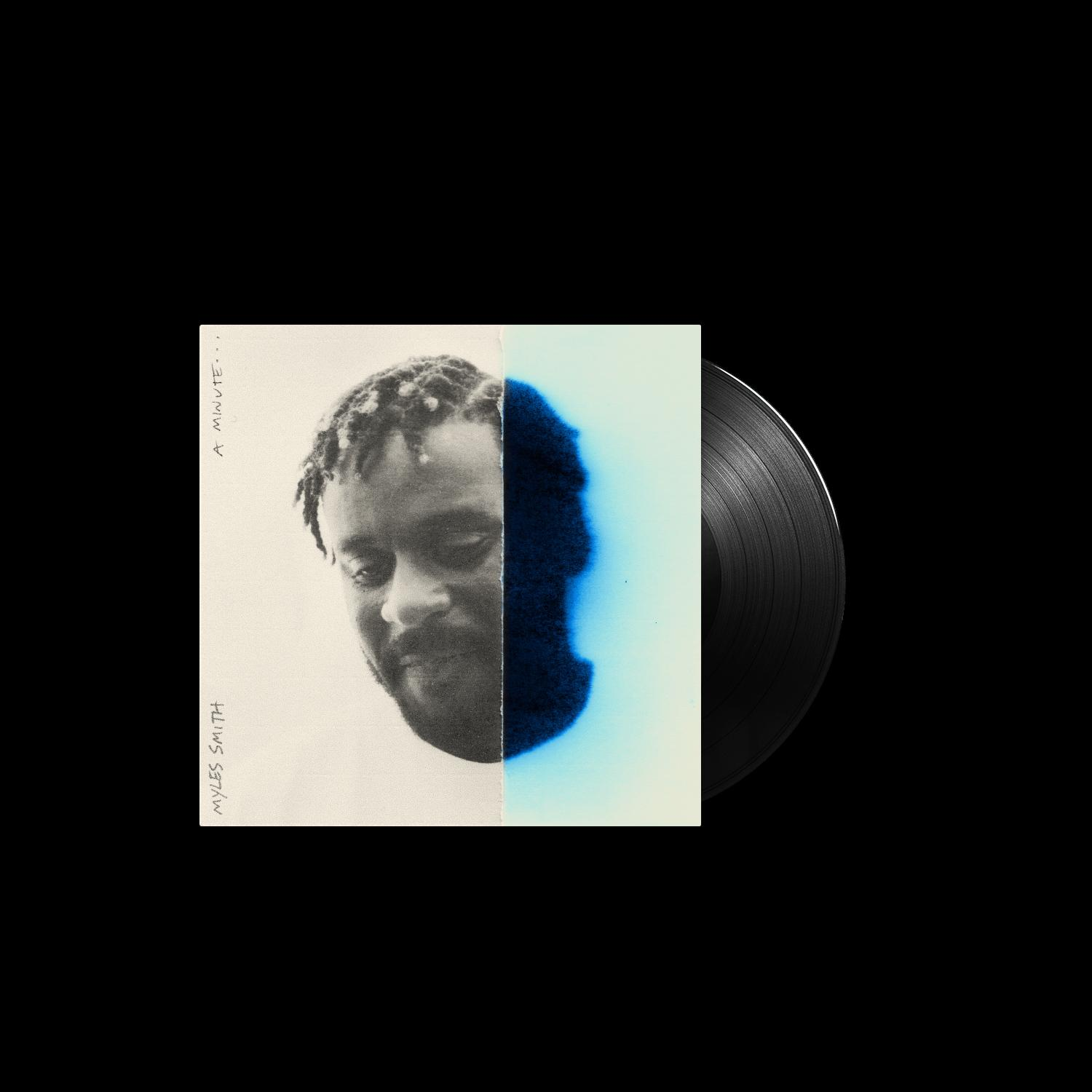 Ein Vinyl-Schallplatten-Albumcover mit einem Porträt und dem Titel 'A Minute...'.