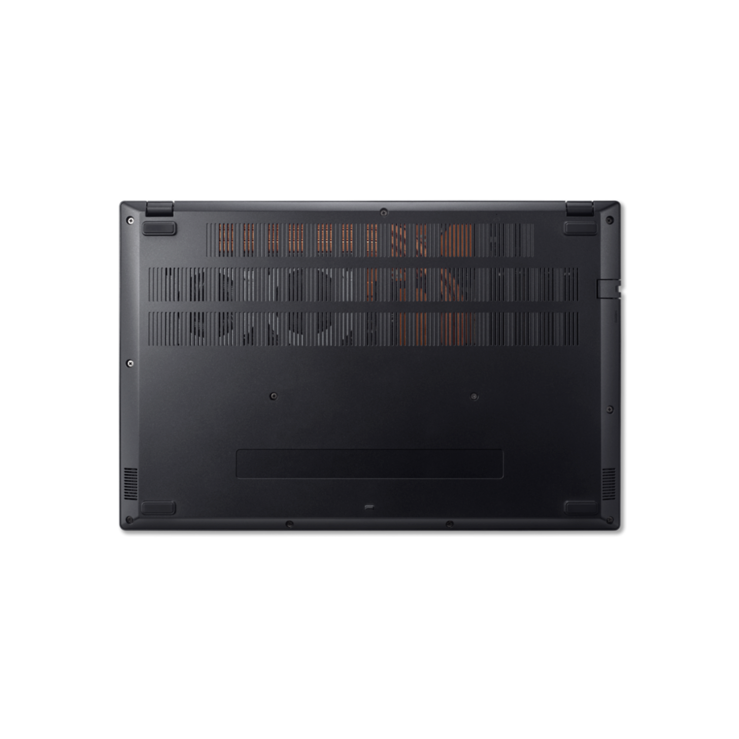 Zwarte onderkant van een laptop met ventilatieopeningen en schroeven tegen een zwarte achtergrond.