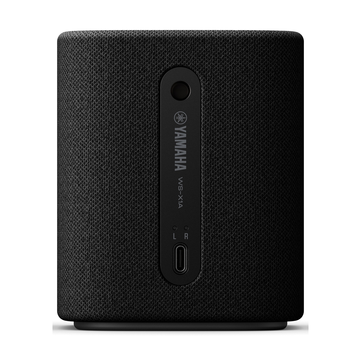 Altoparlante Yamaha nero. Il retro dell'altoparlante con il logo Yamaha e le porte.