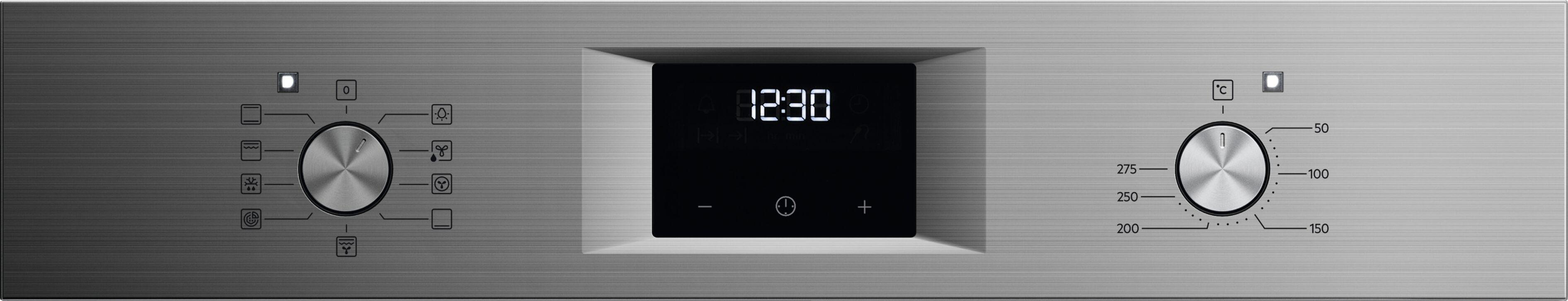 Backofen-Bedienfeld mit Digitaluhr und Drehknöpfen. Edelstahl-Finish.